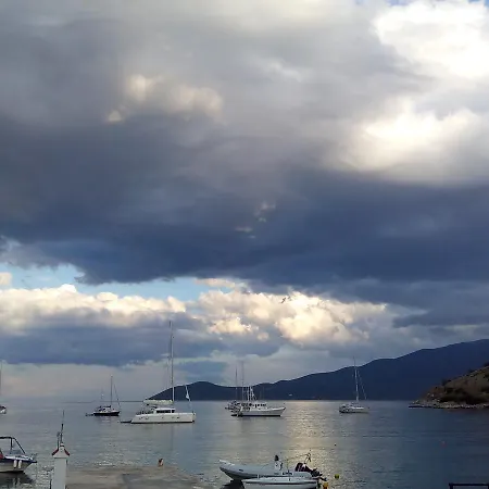 Hotel Pilaros *