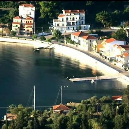 Pilaros Hotel Agia Efimia